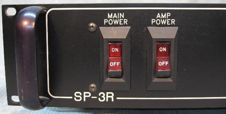 Image sur FSR SP-3R Rack Power Switcher