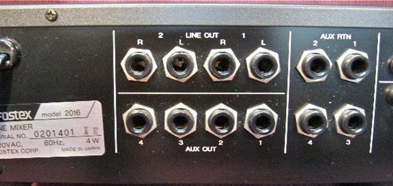 Image sur Fostex 2016 RackMount Line Mixer