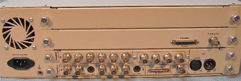 Image sur AVID Breakout box Part# 0020-00365-01