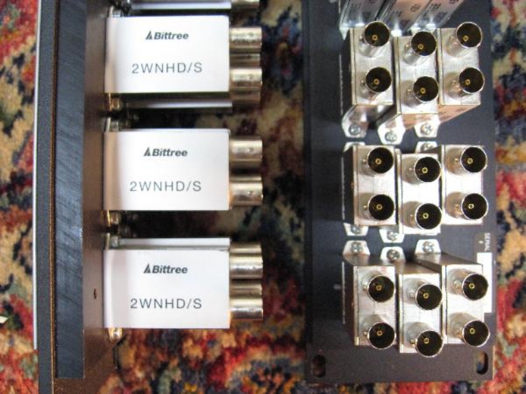 Image sur Bittree HD Video Patch Panel, 48 point Very good condition.  Closing out, call for price.