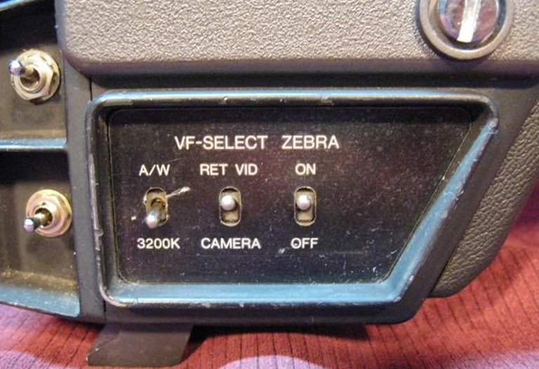 Image sur Sharp XC-A1 3 Tube Camera w Canon J15x9.5, for Parts.