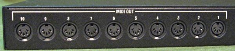 Image sur Digidesign MIDI I/O Interface