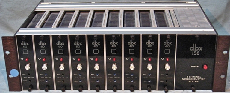 Afbeelding van DBX 158 Frame, with 410 Noise Reduction Cards