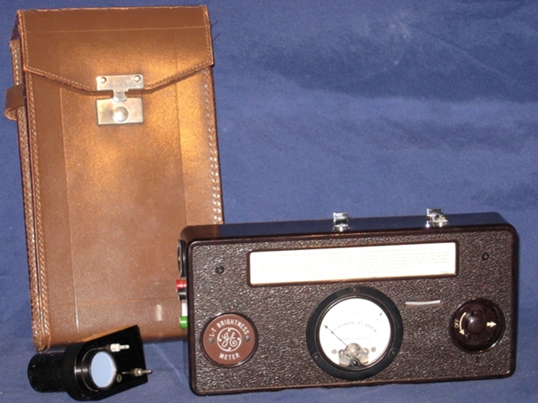 Image sur GE Luckiesh-Taylor Brightness Meter