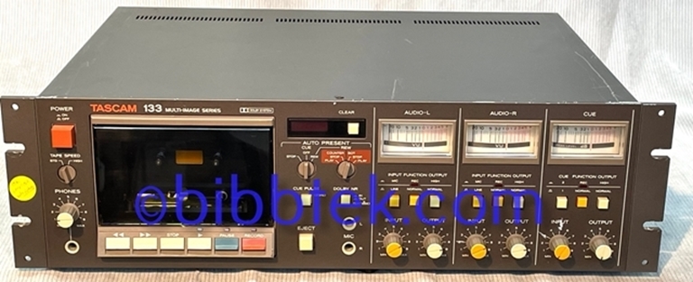 Image sur Tascam 133 Multi-Image Deck