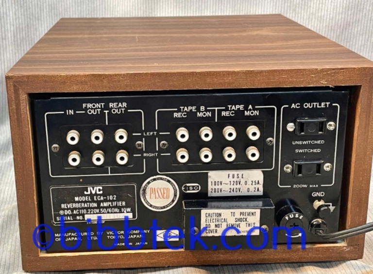 Afbeelding van JVC ECA 102 Reverb unit, "Radar Screen reverberation amplifier".
